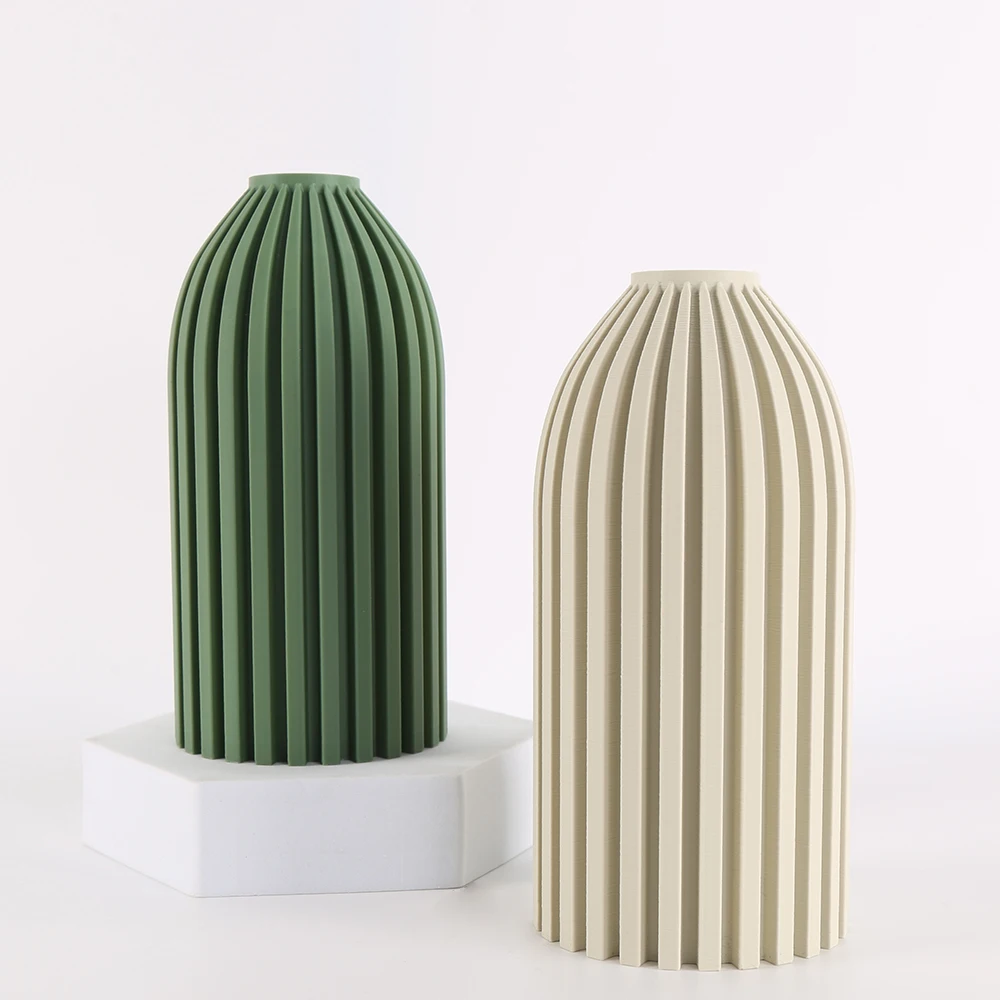 عبر الحدود موراندي - مزهريات مخططة عمودية ملونة. تتوفر ألوان متعددة، مناسبة للزهور المجففة والطازجة -