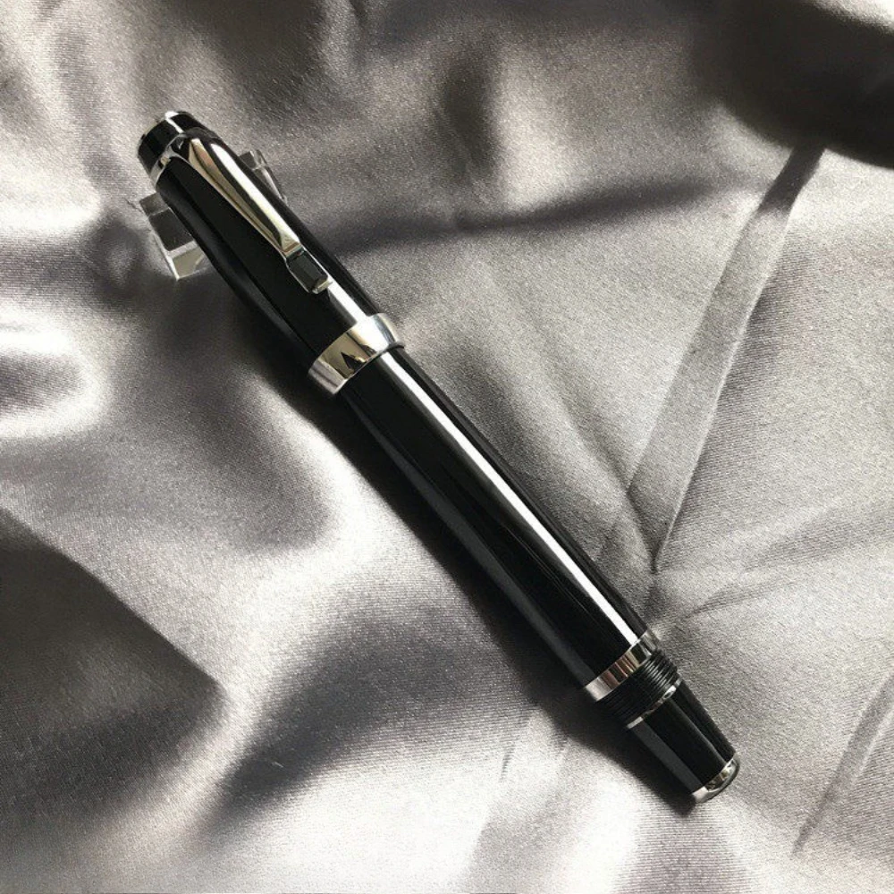 Fountain Pens Exquisite Minimalist Smooth Writing Portable Metal Pen Suitable for Daily Office Writing Business Signature Gift
