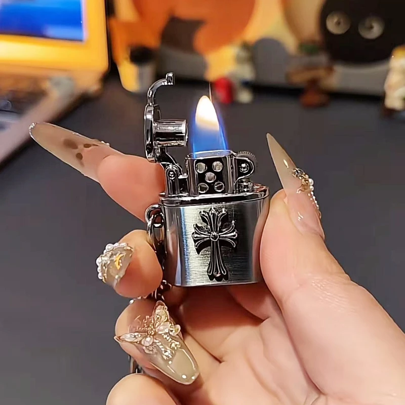 

New Fashion Mini Keychain Grinding Wheel Lighter Metal Outdoor Portable Personalized Lighter Cigarette Accessories Smoking Gifts