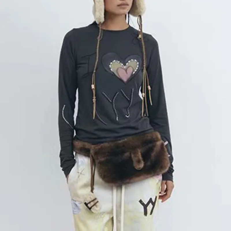 

Ранняя осень, базовая футболка с длинными рукавами, женская цветная футболка с буквенным принтом в форме сердца, украшенная бисером, круглым вырезом, удобный базовый топ