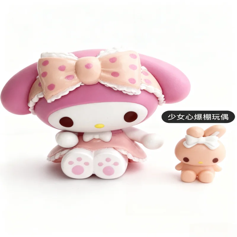 ملابس نوم MINISO Sanrio سلسلة على شكل قلب Kawaii صندوق أعمى لعبة عصرية هدية تزيينية قابلة للجمع