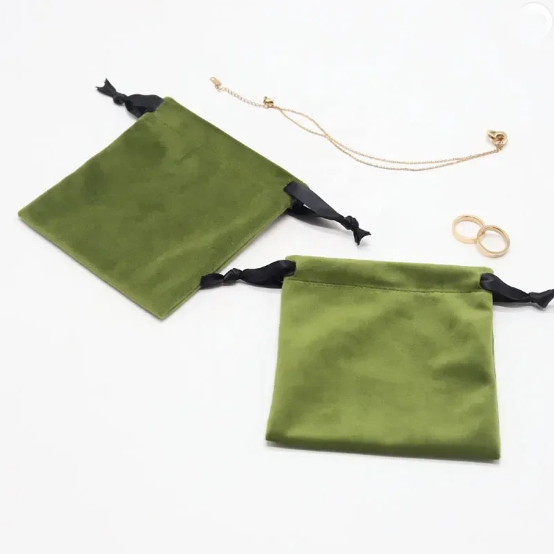 50P groen fluwelen geschenkzakjes aangepaste sieraden logo stofzak cosmetica make-up tasje met trekkoord aangepast logo accesorios Kerstmis - afbeelding 2
