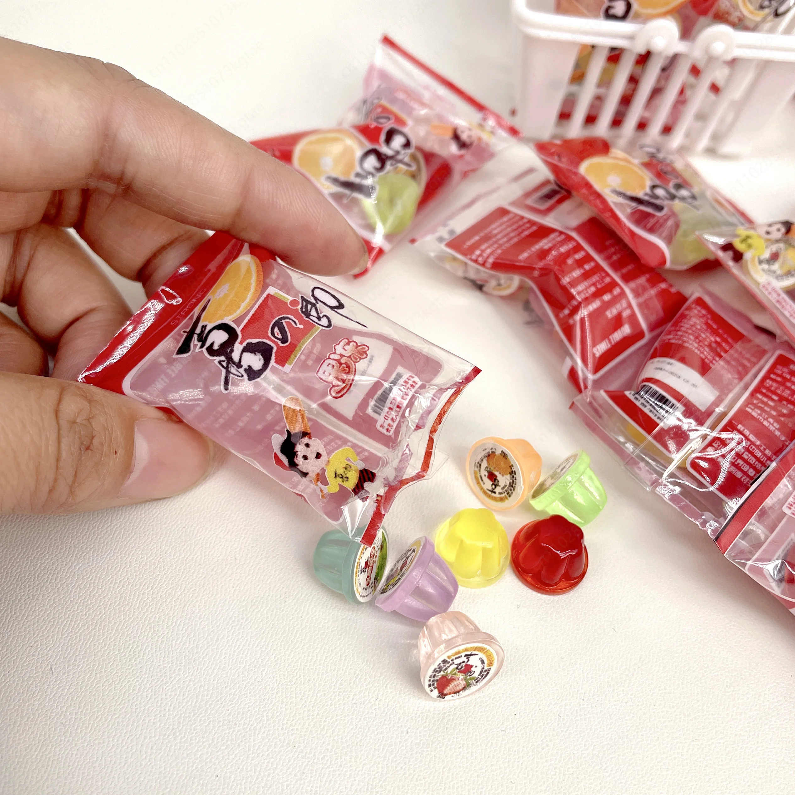 Mini baby house jelly model, a pack of 8/6 baby house furnishings, miniature shooting props