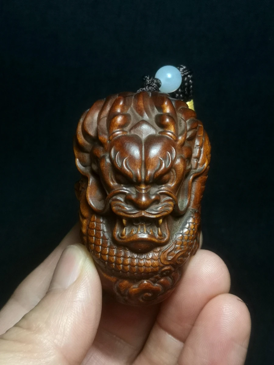 YIZHU CULTUER ART Size H 6 CM Chinese boxwood Hand carved Dragon Statue Netsuke Decoration Collection