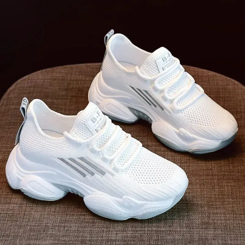 Summer New Teenage Girl Little White Shoes with Mesh Thick Sole, Breathable and Versatile Sports Shoes, Women's Shoes