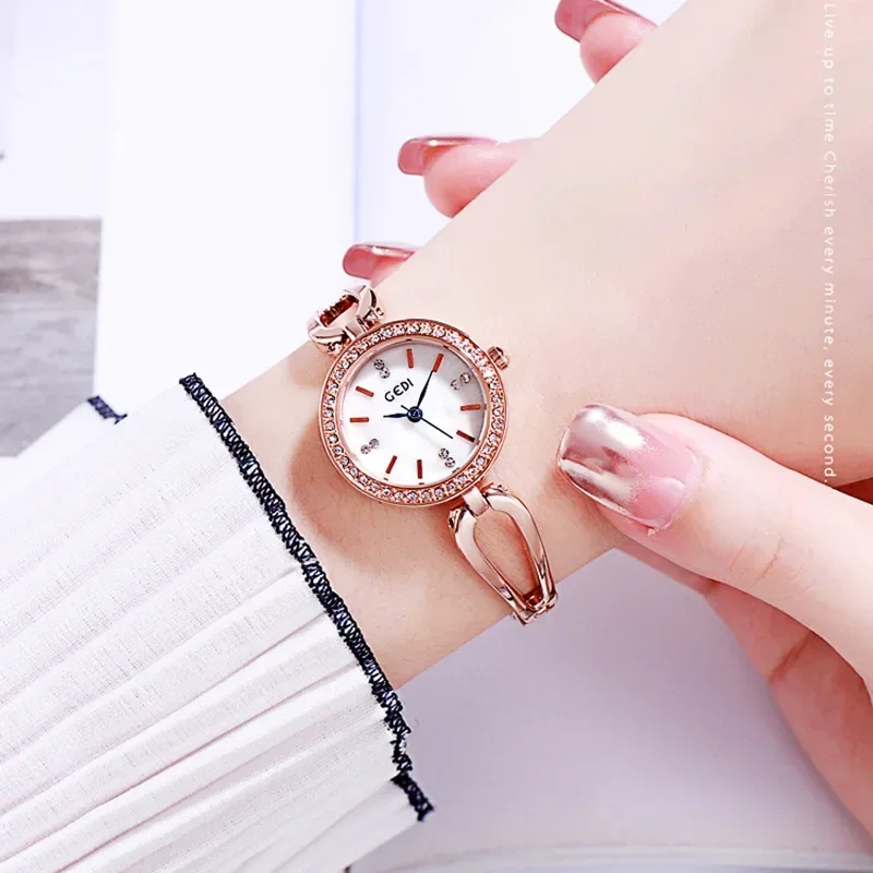 Women Watch Light Luxury Diamond Inlaid Bracelet Quartz Watch Versatile Fashion Waterproof Steel Belt Ladies Reloj Para Mujer