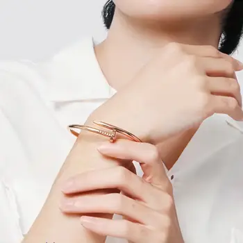 嘻哈風格個性時尚趣味設計彎釘不鏽鋼手鍊男女通用飾品 10 最佳銷售 卡地亞耳環 - №10