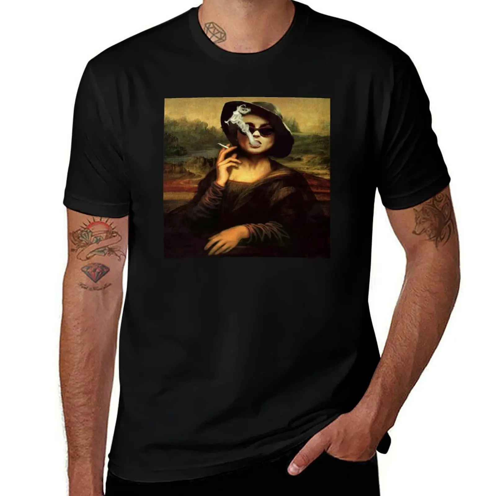 Mona Lisa smokes T-Shirt Plus Size Summer Casual T-Shirt