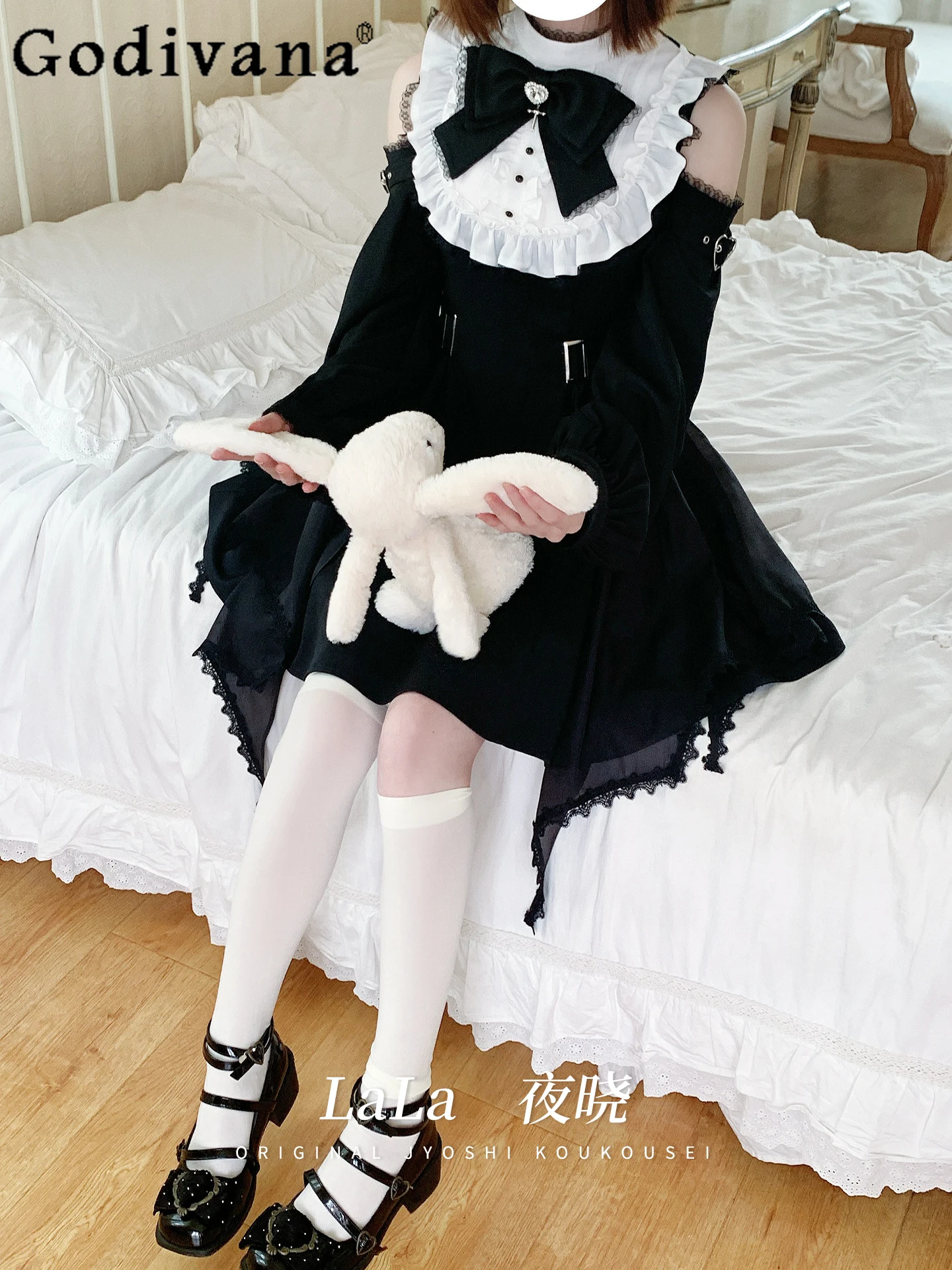 

Japanese Original Lolita Y2K Subculture Dark Style Dress Lace Bow Off-Shoulder Waist-Cinching Mass-Produced Long-Sleeve Dress