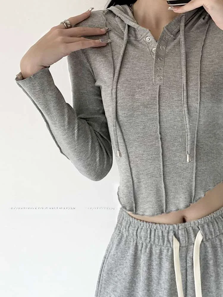

Женская спортивная футболка Slimfit Longsle, весенне-осенняя новинка, однотонный дизайн на пуговицах, длина, другое 00% материал