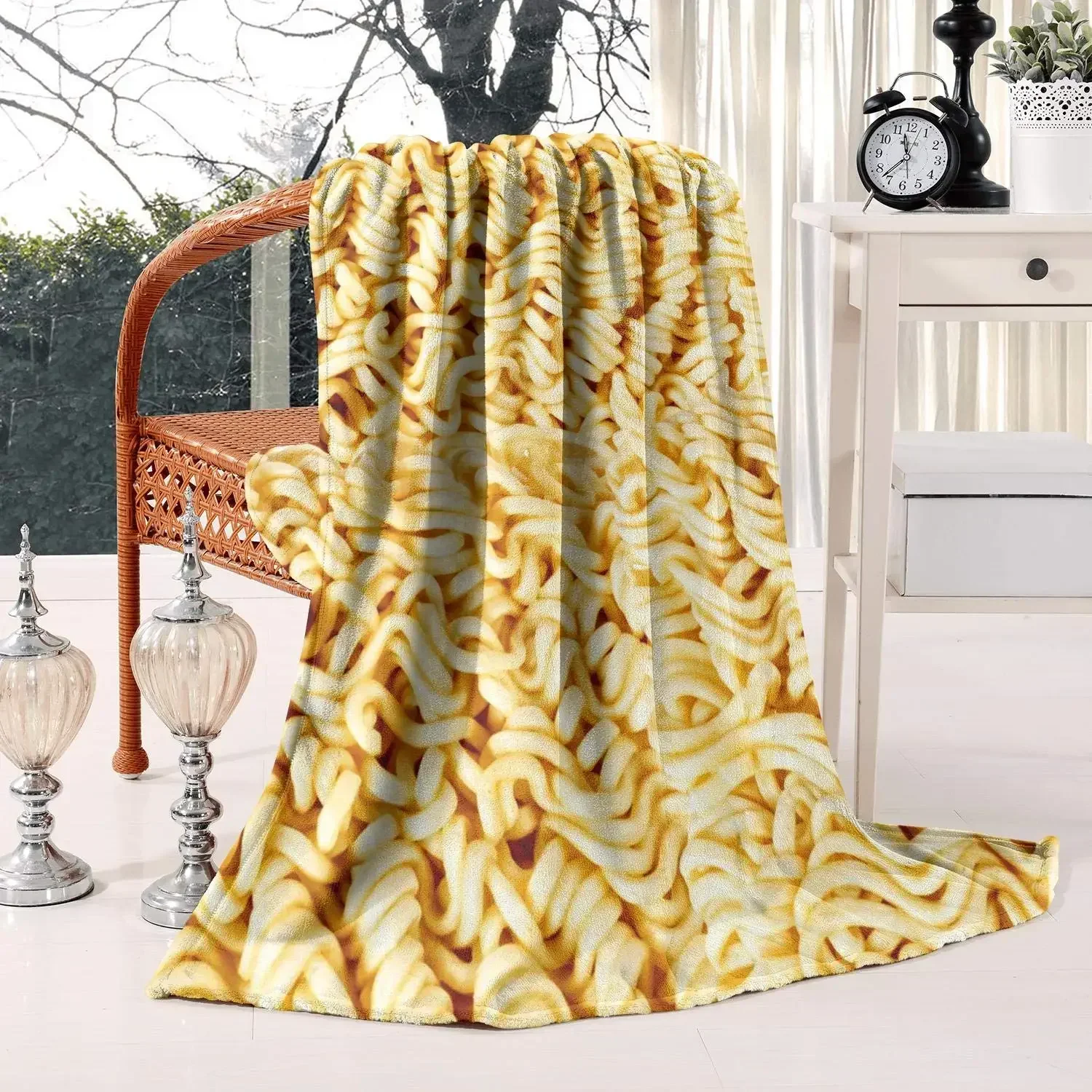 Soft Food Blanket Pizza Noodles Lightweight Plush Flannel Quilt for Women Men Beach Couch Bed Sofa Throw Blanket Birthday Gift