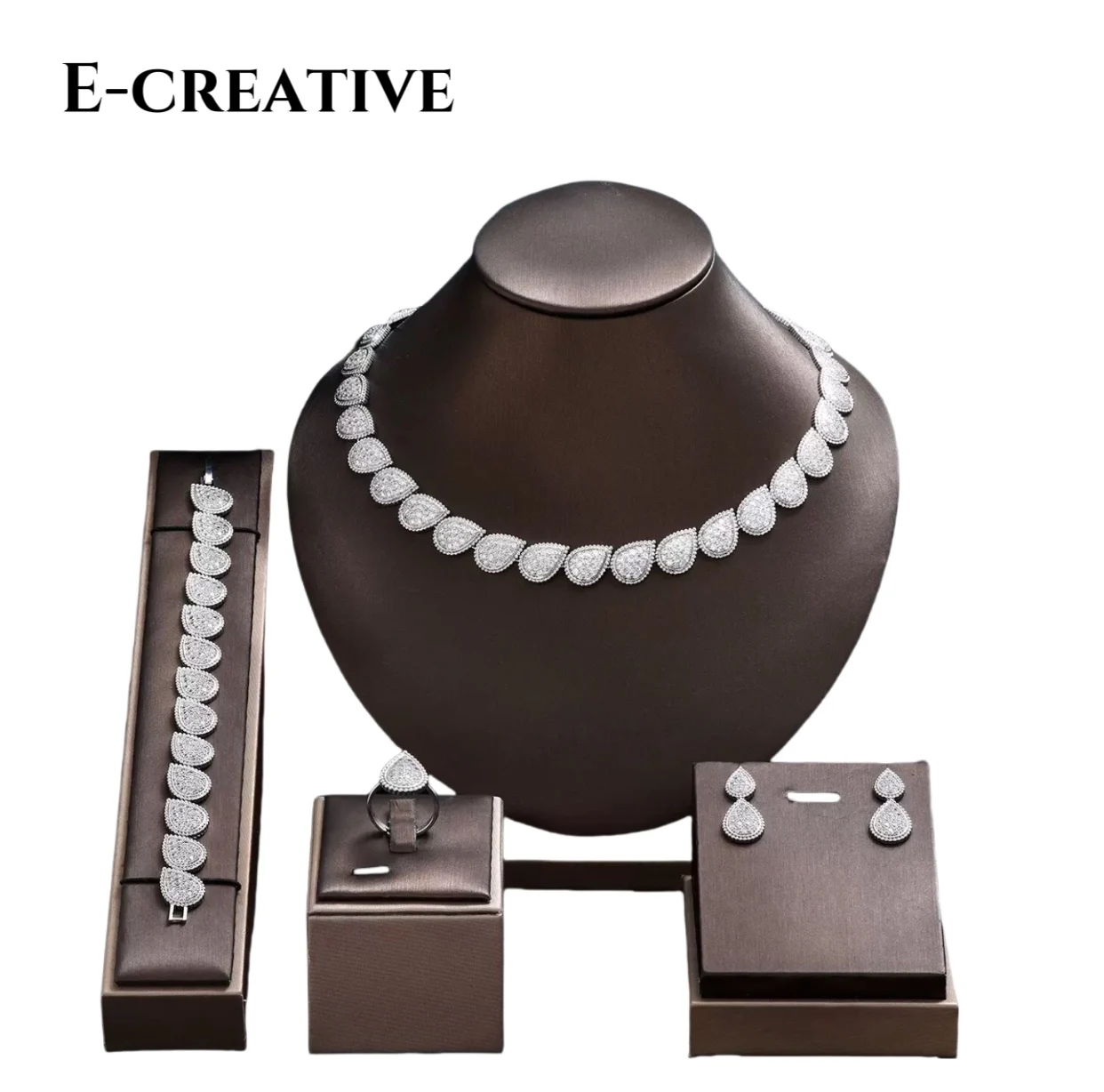 

Luxury 4PC Fashion Simple Zircon Necklace Earrings Set High-end Feeling Party Banquet Popular Accessories For Women