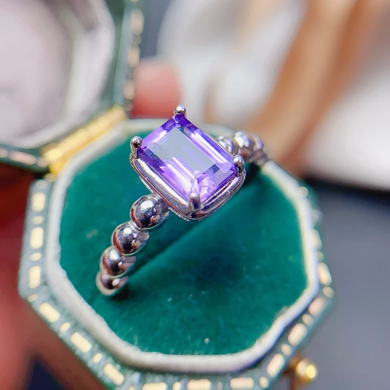 

Simple and exquisite 925 Silver Amethyst Ring, special price to attract attention