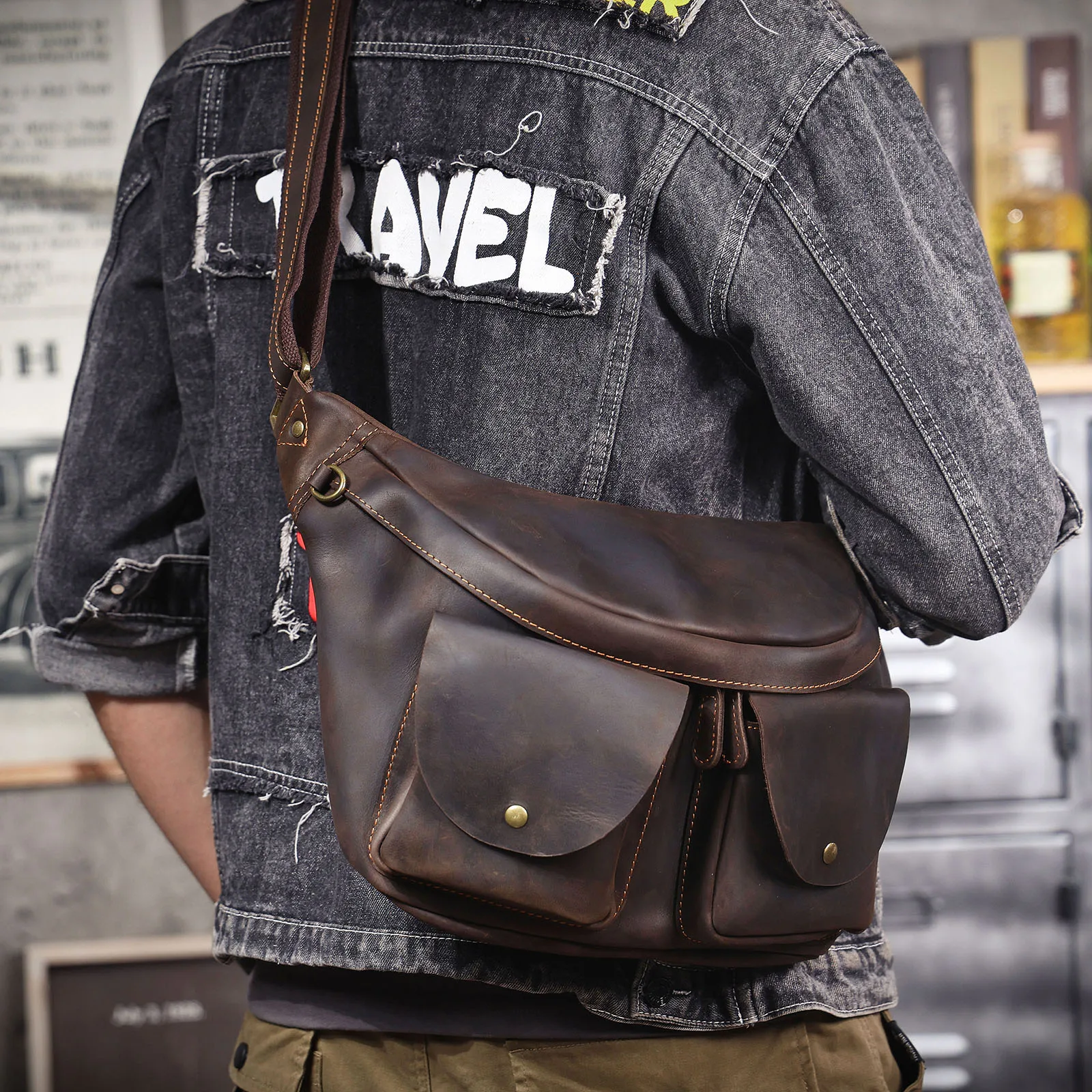 S.WORKER Vintage Vollnarbenleder Brusttasche Langlebige Große Kapazität Herren Umhängetasche Crossbody-Tasche für Männer – Detail 4