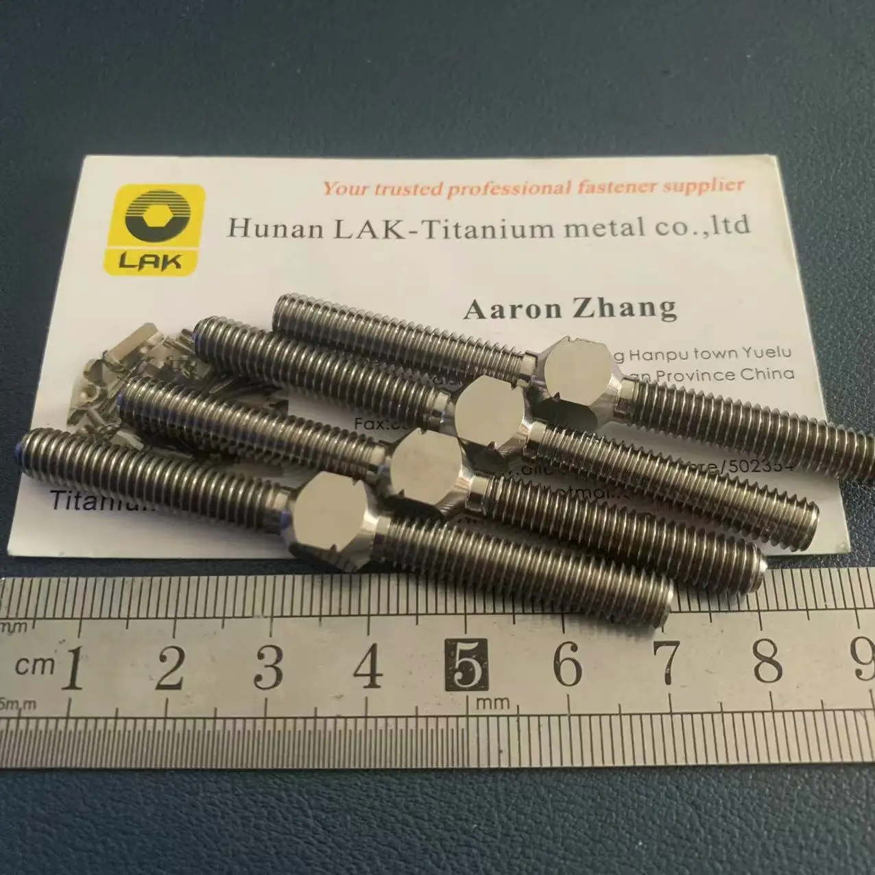 M6x70 مربع 8 مللي متر LAK-تيتانيوم مسدس توجيه RC وصلة ربط المقطورة قضيب مع الخيط الأيسر والأيمن Gr5