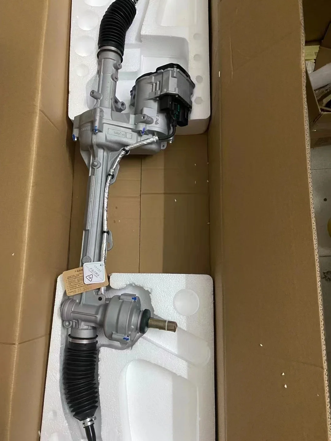 Picture 6: High Performance Auto Steering Systems OEM No.5Q1423056E New Condition Steel Power Steering Machine for A3 Limousine