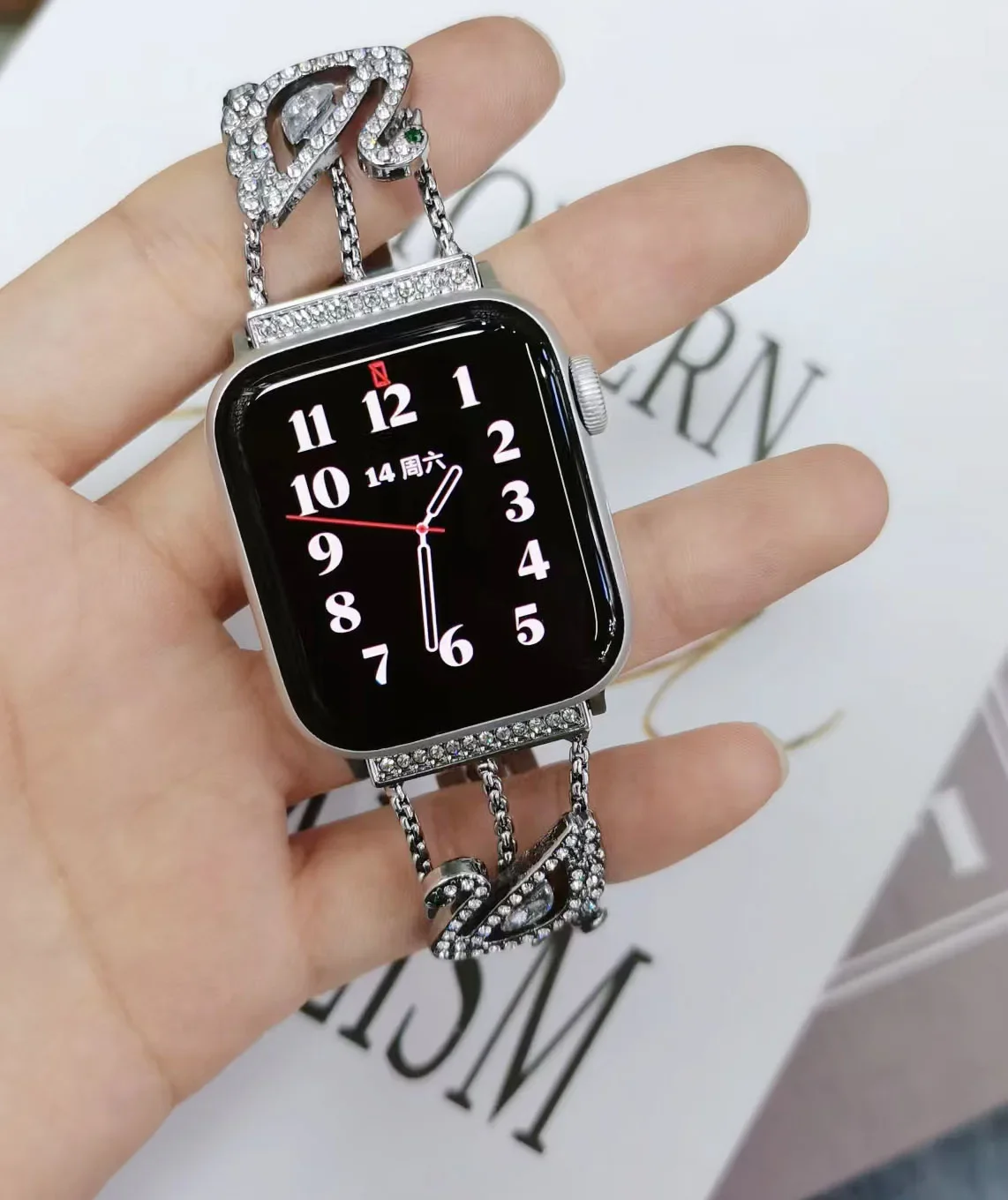 Metal Diamond Strap For Apple Watch 49mm 46mm 45mm 44mm 42mm 41mm 40mm Swan Style Bracelet iWatch Ultra 10 9 8 7 6 5 4 3 SE Band