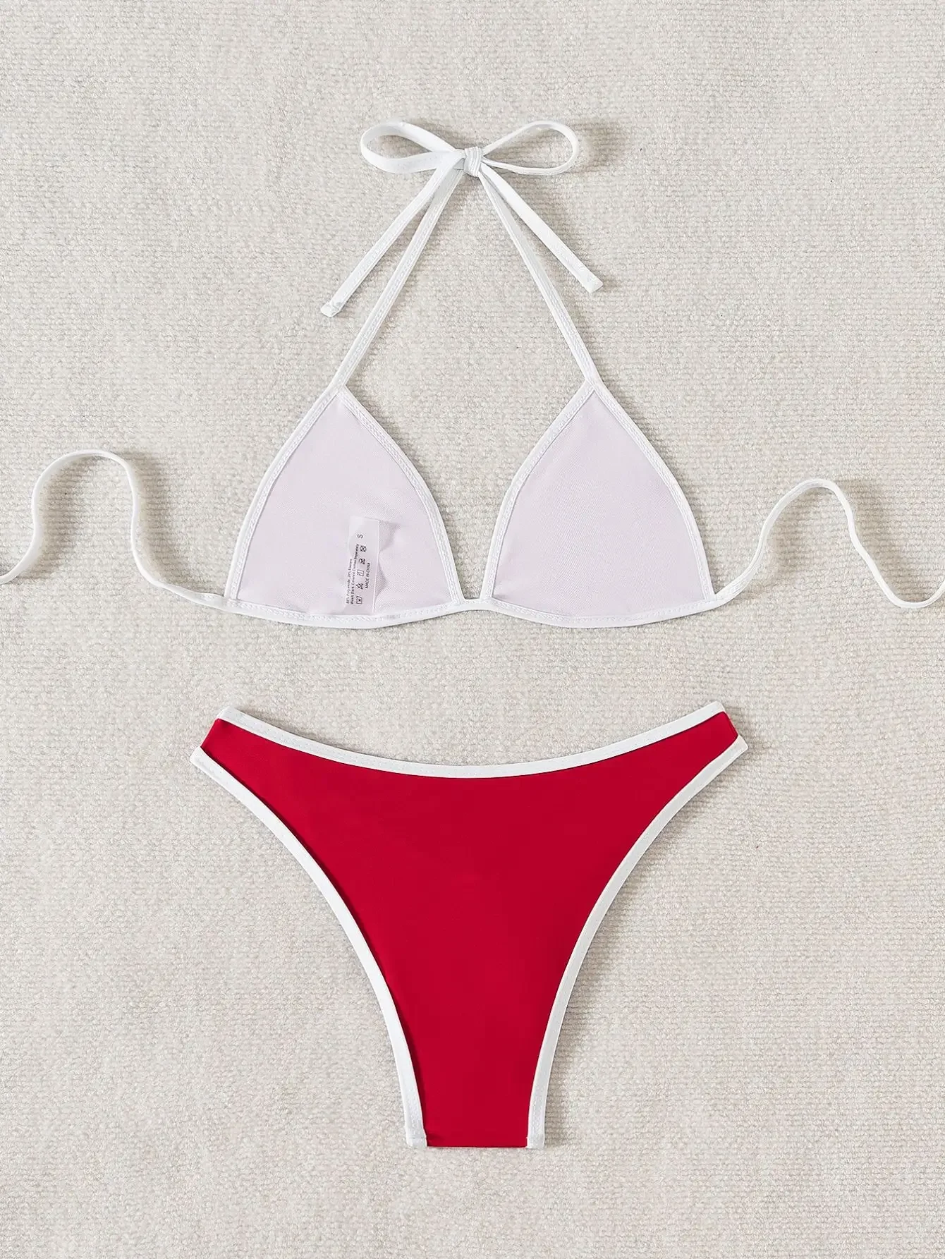 Costume da bagno donna rosso sexy Halter reggiseno push up perizoma costumi da bagno 2025 bikini per le vacanze set costume da bagno estivo costumi da bagno a due pezzi