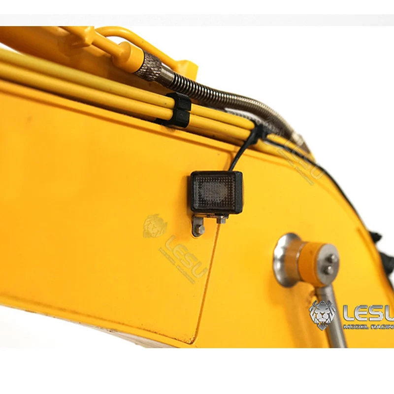 

Светодиодный прожектор-имитация стрелы экскаватора S-1307 для радиоуправляемых моделей тяжелой техники Tamiya 1/14, экскаваторов AC360 и радиоуправляемых машин