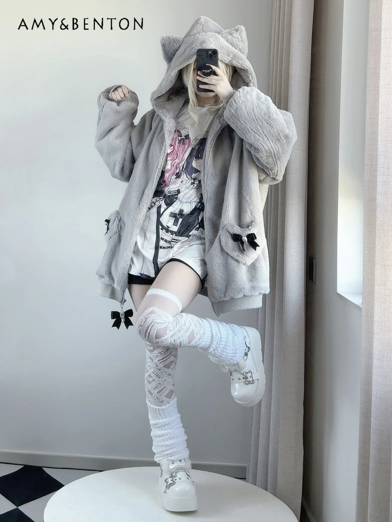 Veste à capuche zippée en peluche Kawaii pour femme, oreilles de chat mignonnes, succion produite en masse, vêtements d'hiver minces, nœud doux, vestes respirantes japonaises