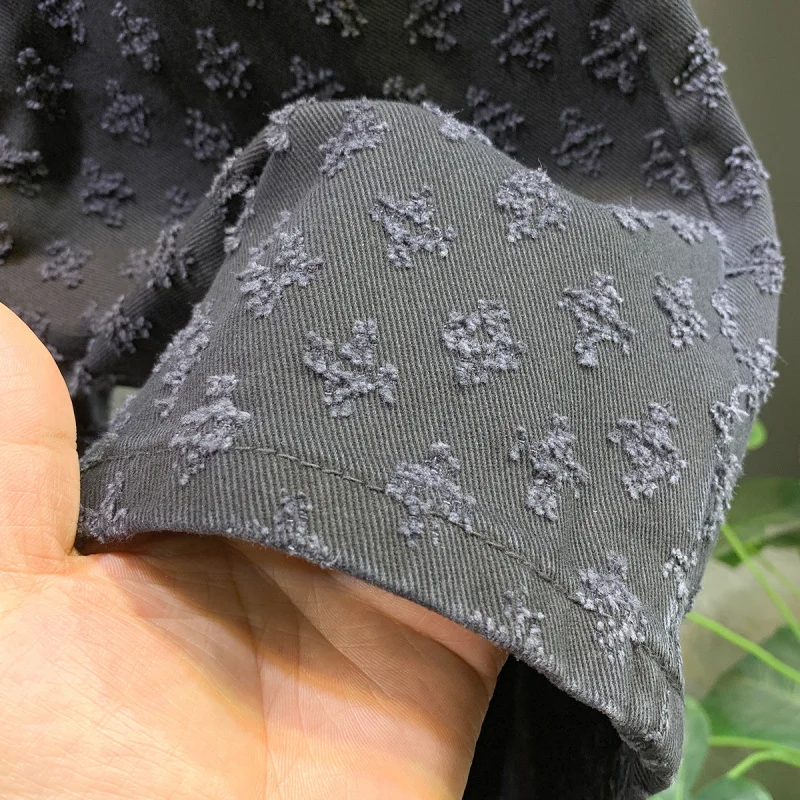 2025 Summer New Trendy Scratched Denim Shorts for Men, Loose Straight, Fashionable Street Casual Black Pentagram Pants