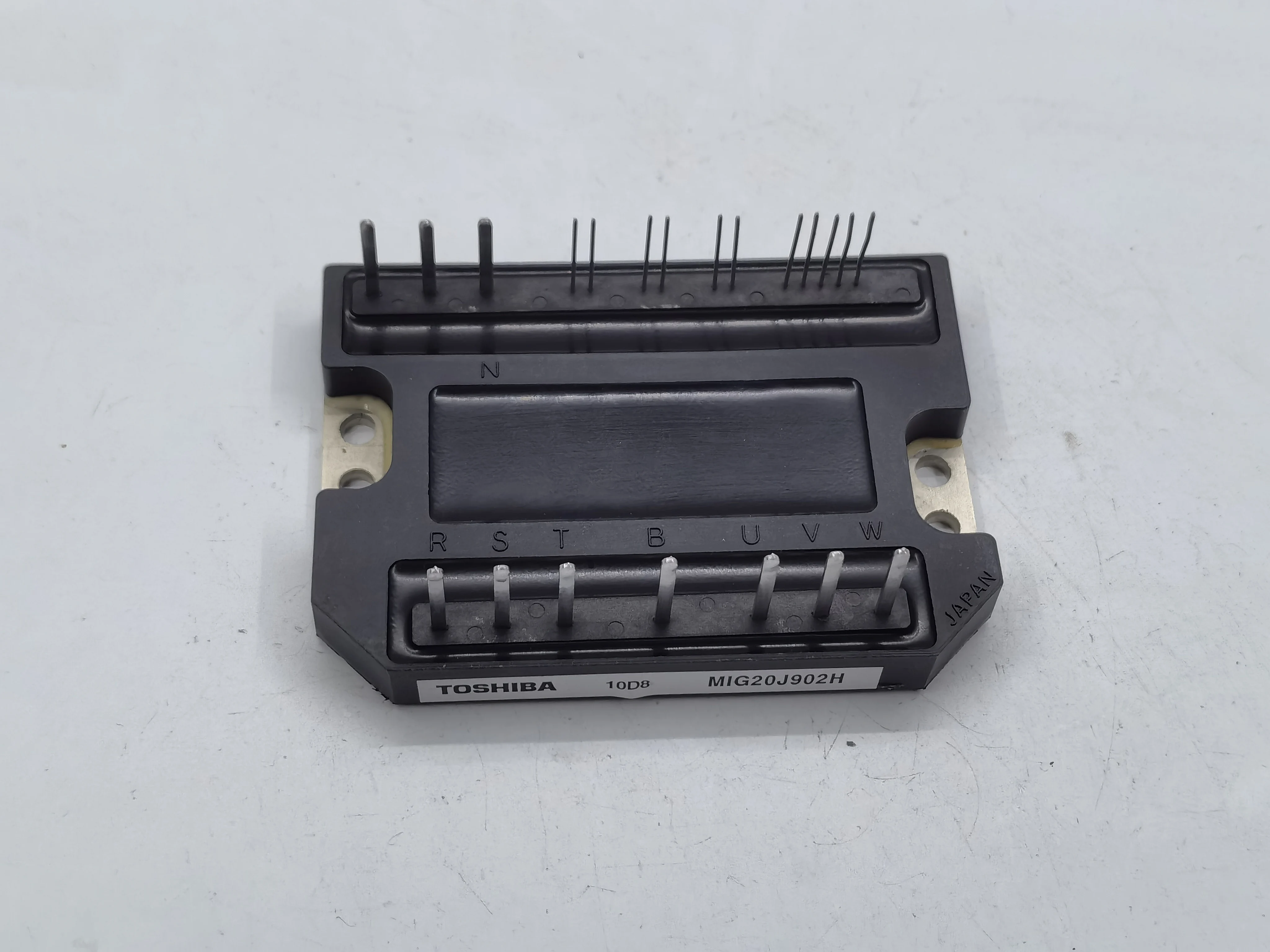 

Модуль IGBT MIG20J902H