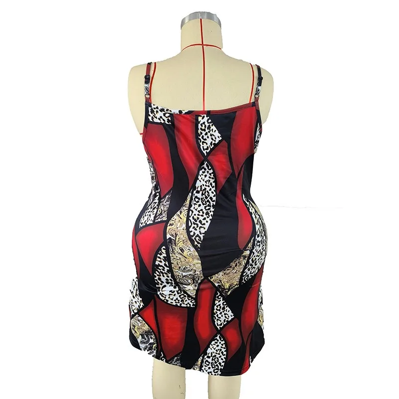 ثوب نوم فضفاض ومريح وصديق للبشرة للنساء لصيف 2025 برقبة على شكل حرف U مقاس كبير فستان نوم بدون أكمام مطبوع عليه فراشة