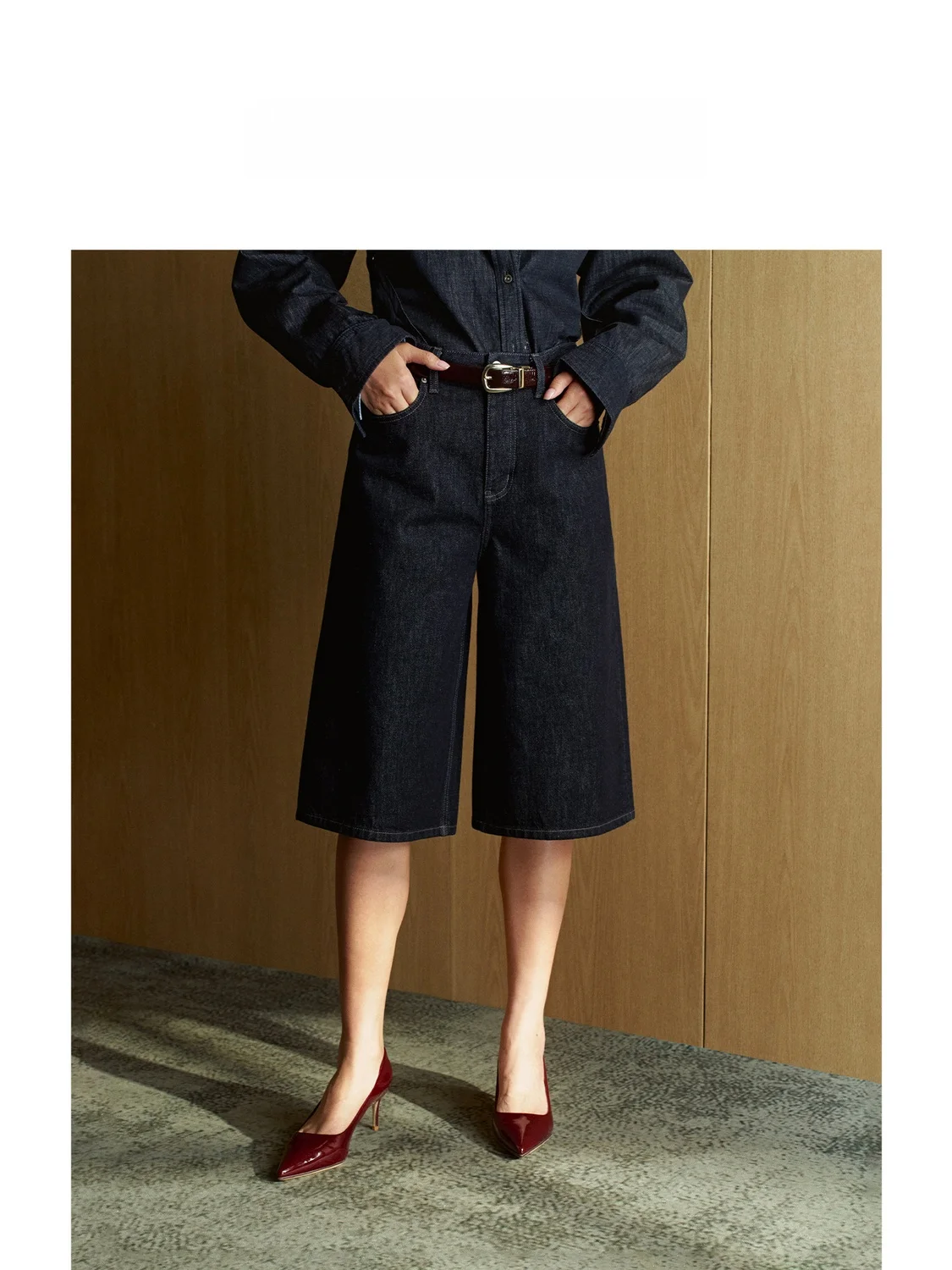 

Non-fading Deep Blue Original Denim Straight Leg Short Jeans Retro Style mid Waist Cotton Casual Pants for Women