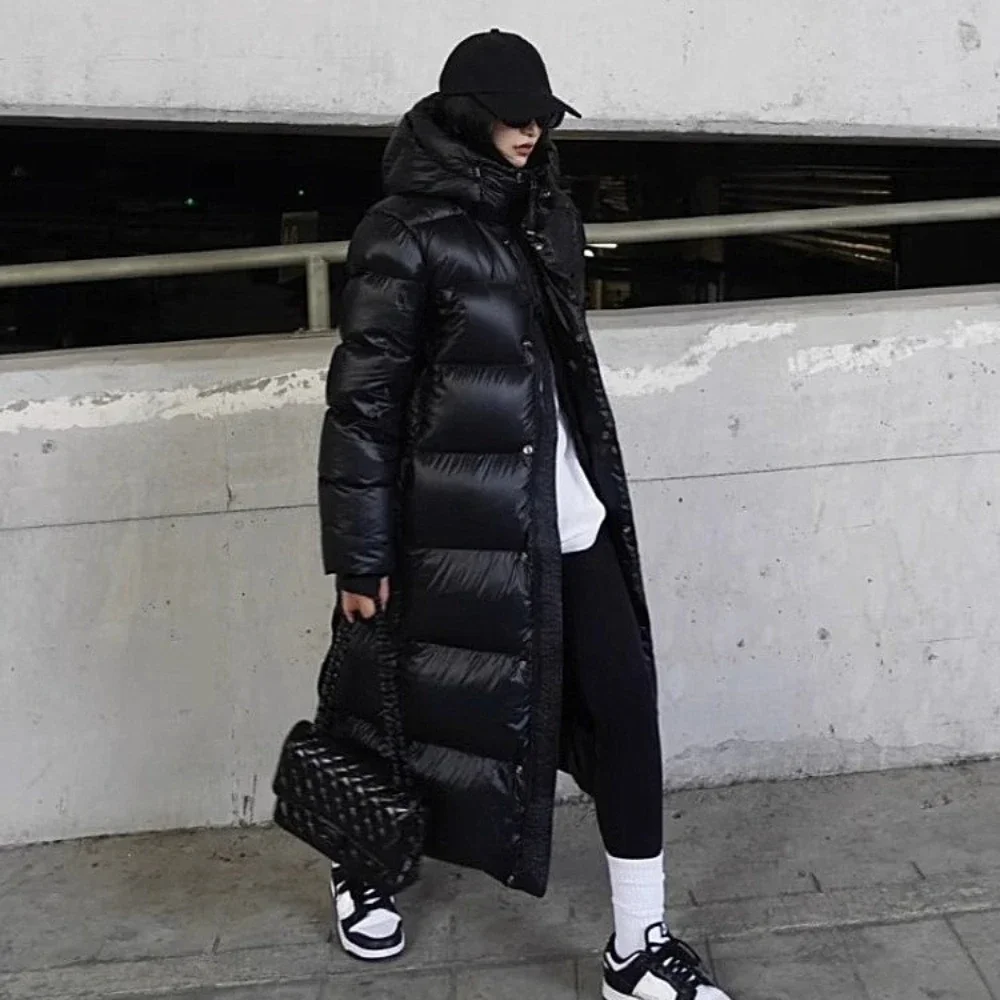 Light White Goose Down Coat Warm 2025 Autumn Winter Women New Luxury Auto Heating Unisex Hooded Fashionable Goose Down Jacket