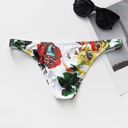 Men's Briefs Sexy Low-Waist Print Breathable Briefs Smooth Elastic Ice Silk Underpants Male Underwear Intimates Soft Comfortable