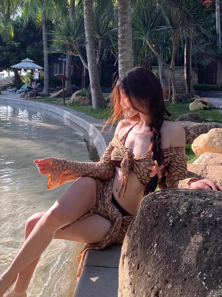 

Conservative Long Sve Bikini Set 2024 New Sle Beach Thermal Spring Fem Swimsuit Four-piece Separate Swimwear