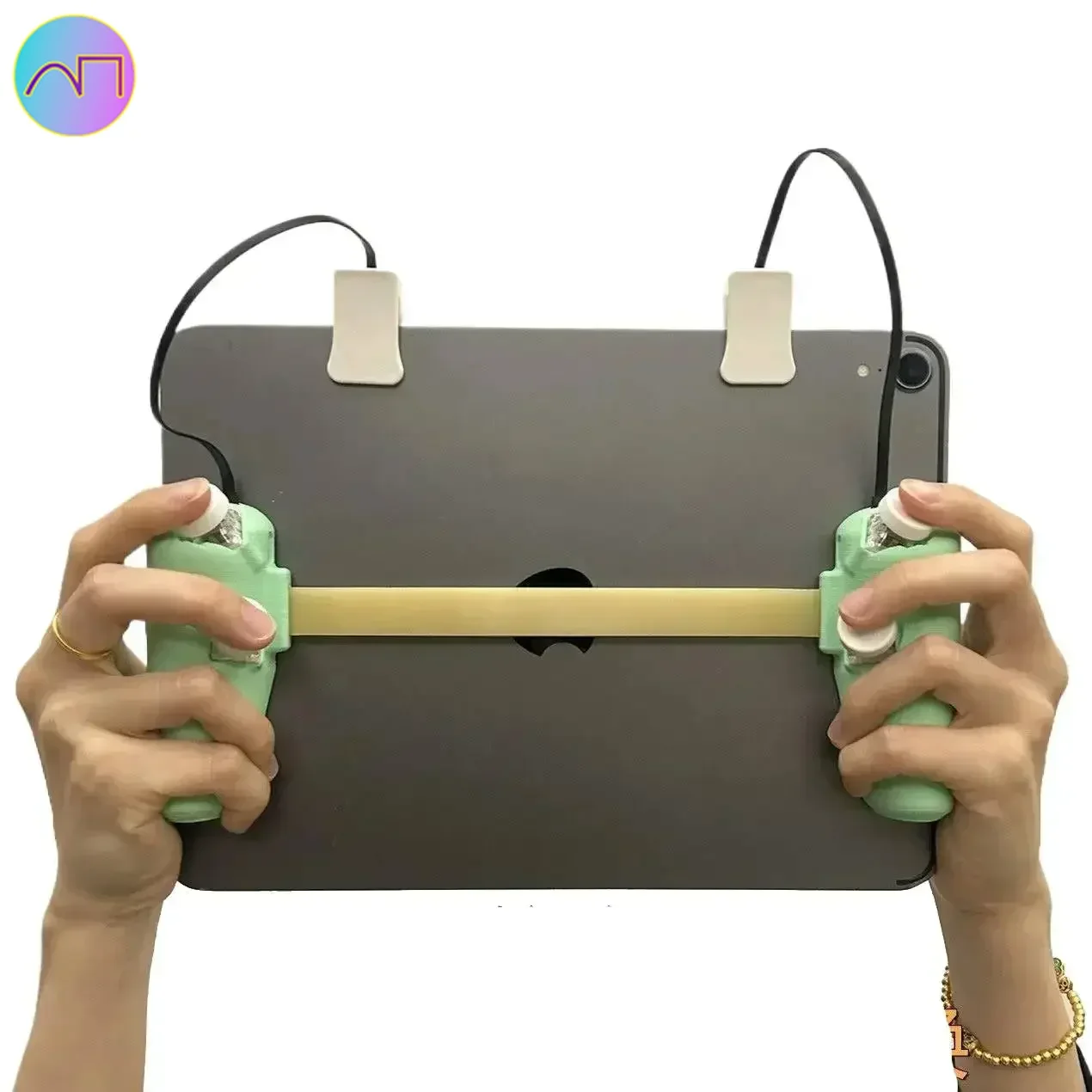 

DIY Tablet Game Controller With Four Buttons and Six Fingers, Pulse Continuous Shooting, Universal, Multiple Sizes to Choose