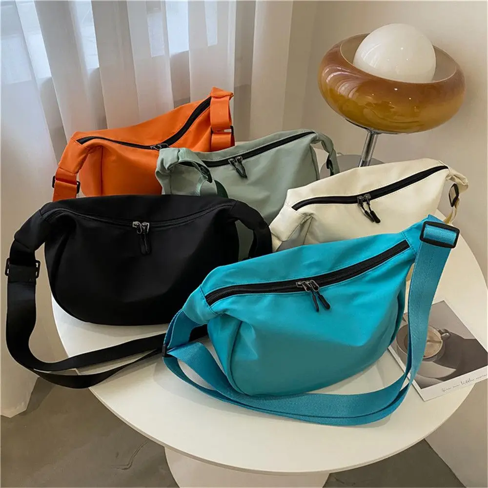 New Women's Messenger Bag Trendy Korean Version Large-capacity Messenger Bag Casual Light Oxford Cloth Simple Dumpling Bag