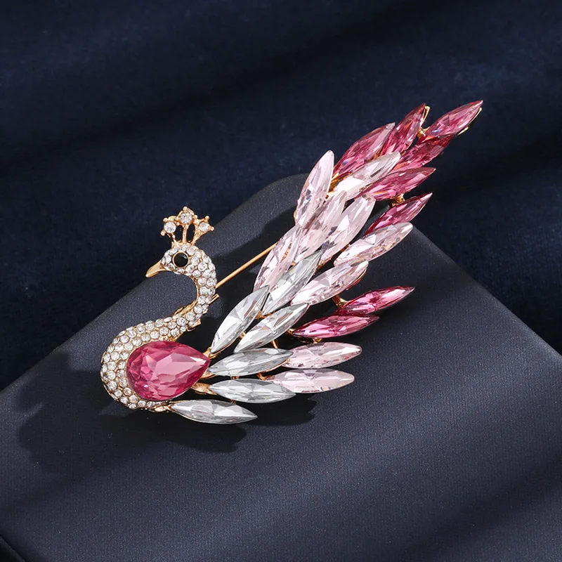 Luxury Large Peacock Feather Brooch Temperament New Rhinestone Pin Vintage Elegance Banquet Wedding Corsage Coat Shawl Buckle view 5