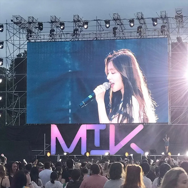 4K Indoor LED Video Wall C1.25 C1.53 C1.86 C2.0 C2.5 C3.0 4:3 Fixed Wholesale Indoor LED Display Screen