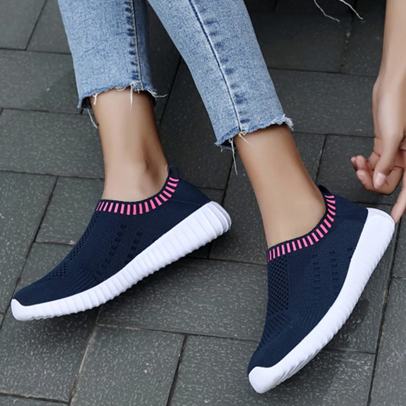 New Women's Mesh Casual Lazy Shoes White Low Cut Sneakers Comfortable and Breathable Running Shoes Quick Dry Zapatillas Mujer