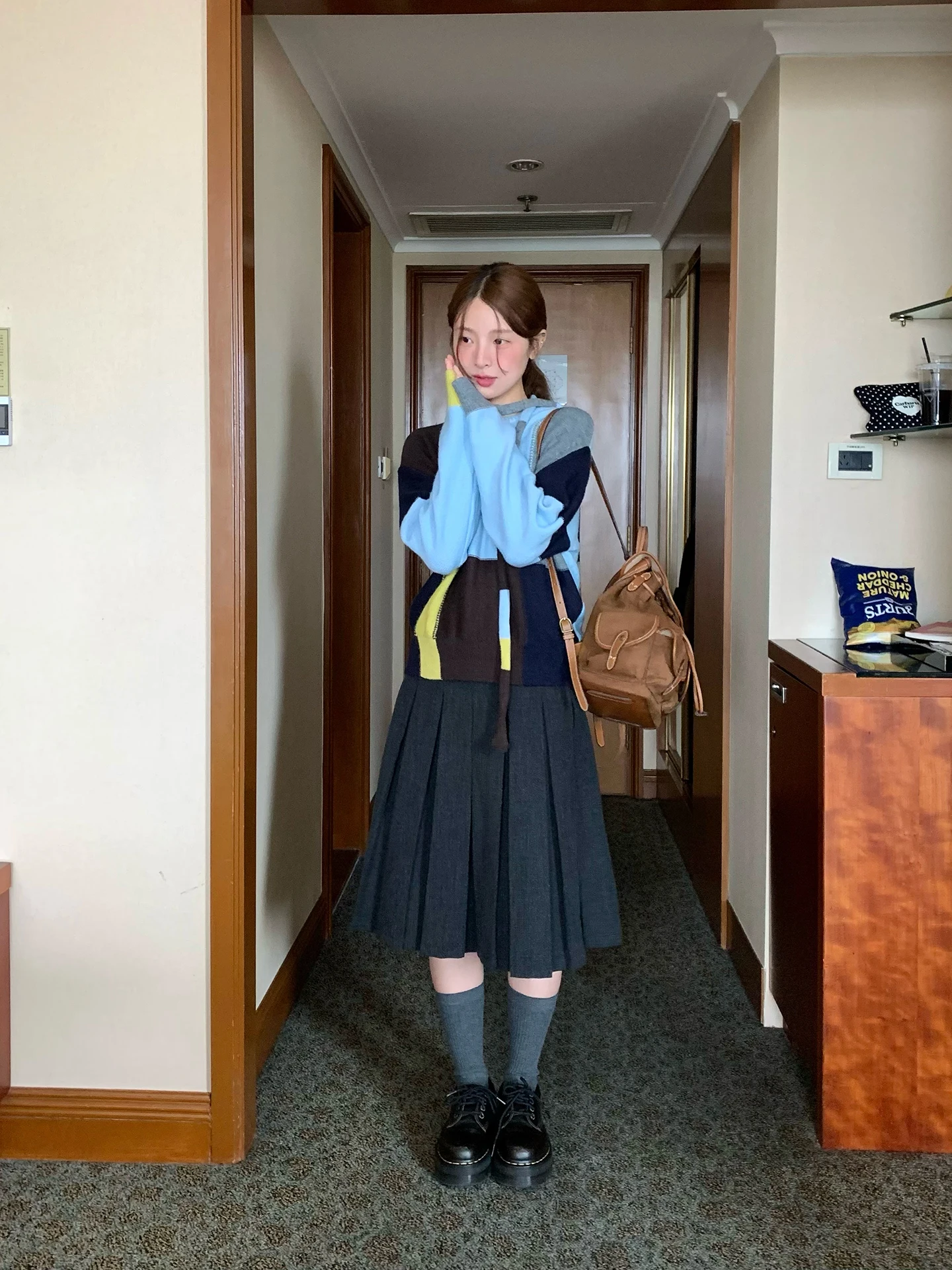 

WHYSTUDIO Retro Korean Sle Color Blo Ne Warmer Sweater Women's Loose round Ne Knitted irt Autumn Winter New Arrival