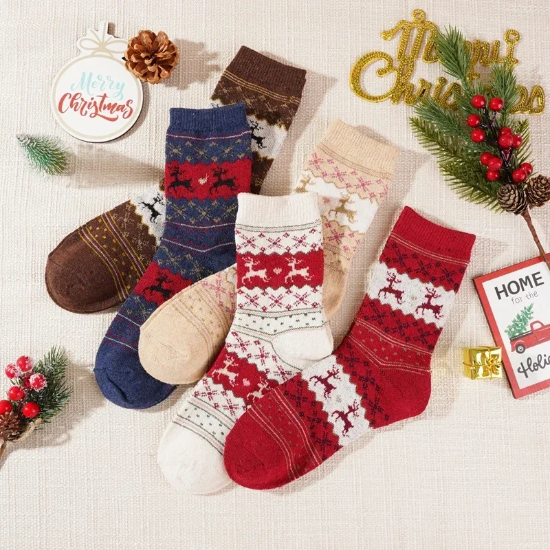 Christmas Elk Middle Tube Socks Double Denier Festival Gift Autumn Winter Thickened Cotton Socks Japanese Cute Girls Warm Socks