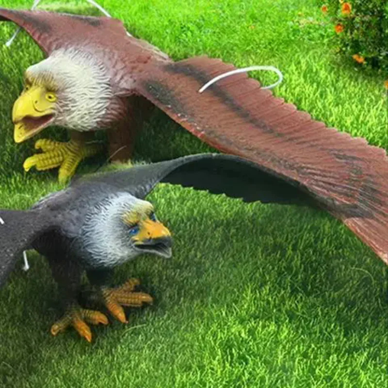 1pcs Outdoor Eagle Figurine Hanging Bird Deterrent Plastic Eagle Ornament Vivid Flying Bird Hawk Decoy Garden Scarecrow