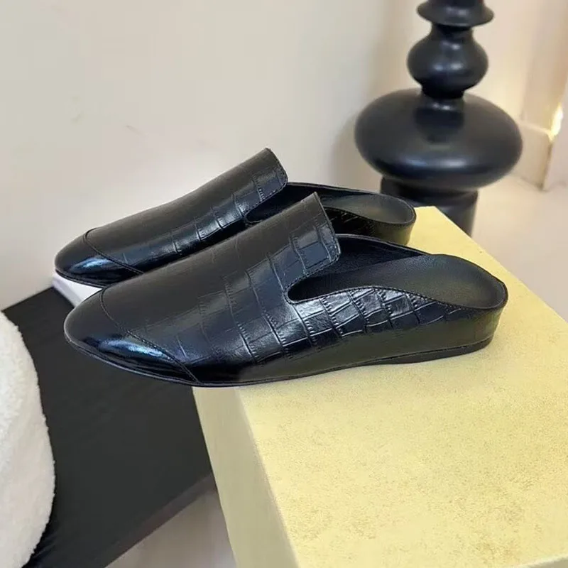 Half Slipper Summer Women Retro Versatile Flat Bottom Closed Toe Slippers Pointed Toe Genuine Leather Embossed Design Mules