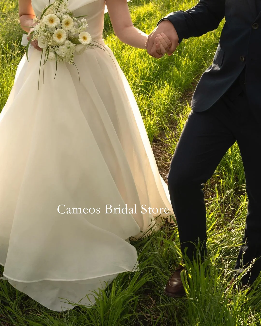 SONDR Suknia ślubna z odkrytymi ramionami Dostosowana organza Klasyczna suknia ślubna z krótkim rękawem Suknia balowa 웨딩드레스 Suknia ślubna dla nowożeńców