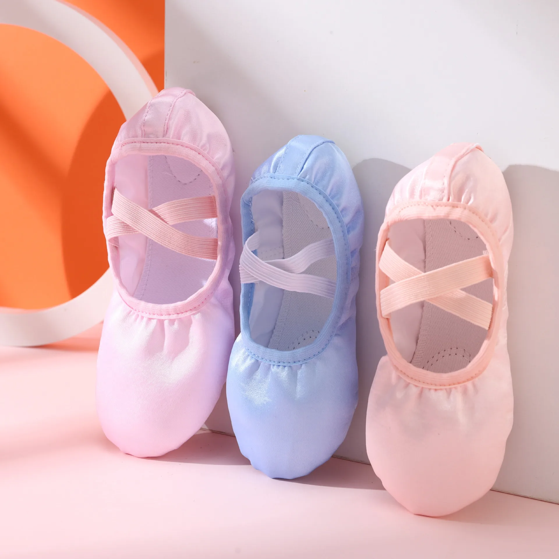 Hot Sale Cheap High Quality Pink Flesh Blue Soft Split Sole Lace-free Satin Ballet Flat Shoes