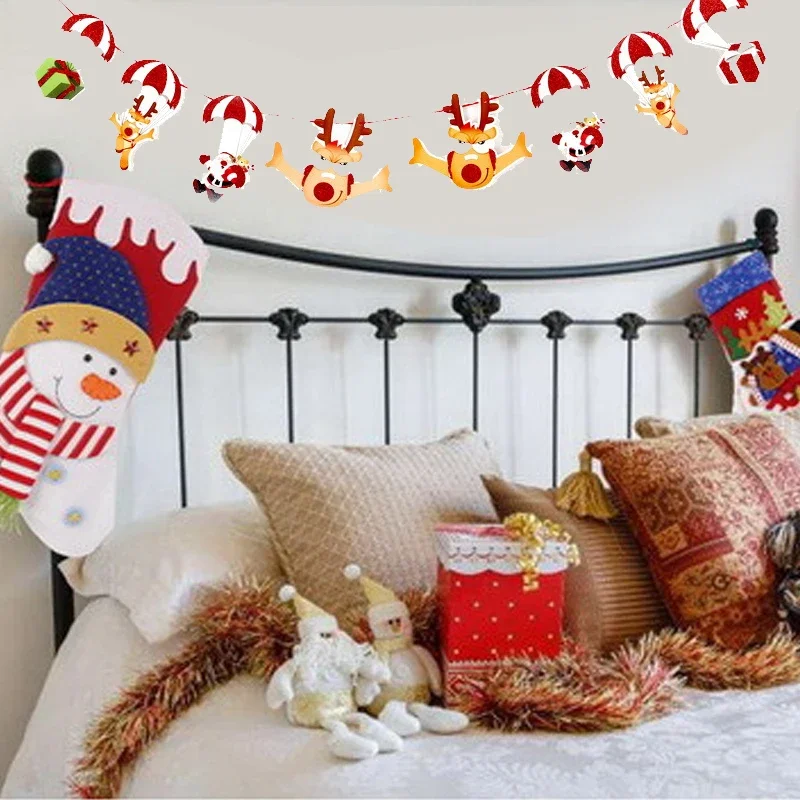 Christmas Cartoon Flag Pulling Colored Banners Decorative Christmas Festival Scene Layout Xmas Paper Flag Hanging Articles