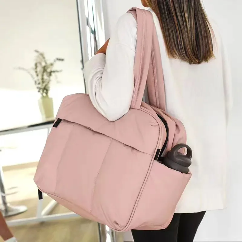 2024 New Down Bag, High-end, Simple, Cotton-filled Space Bag, Exquisite and Fashionable Portable Shoulder Travel Picnic Tote Bag