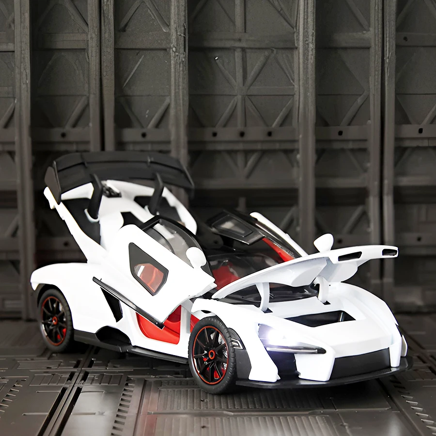 1:24 McLaren Senna alloy car model door can be opened has simulated sound and lighting functions rich details, fine workmanship
