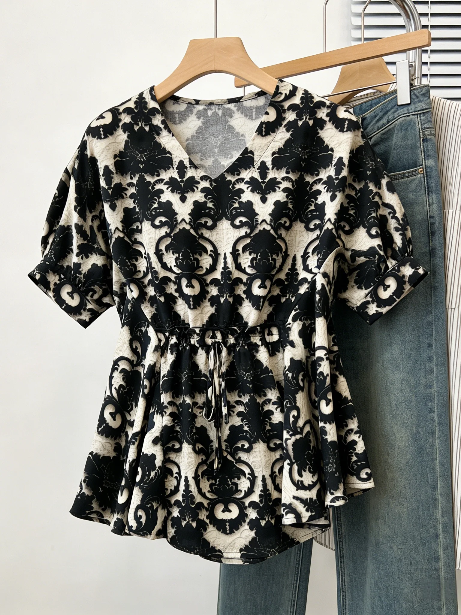 

Свободная повседневная женская рубашка с коротким рукавом, летняя новинка, модный топ больших размеров в корейском стиле, дышащая и удобная