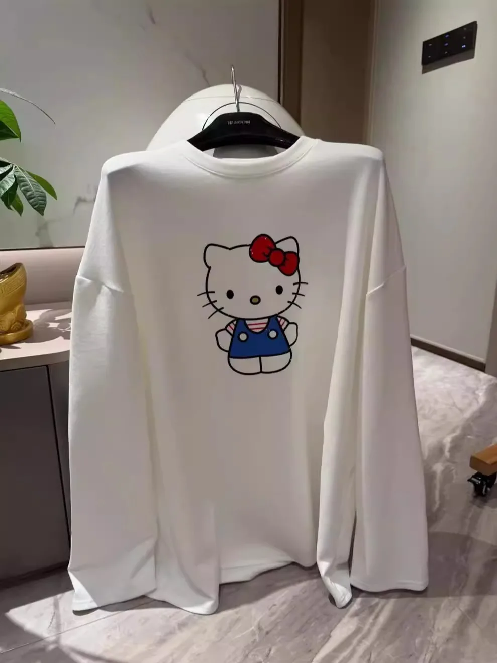 Camiseta Larga de Manga Larga con Estampado de Dibujos Animados, Estilo Coreano, Informal, para Mujer, Color Blanco, Cuello Redondo, Ajuste Holgado, Nueva Colección Otoño Invierno de Dongda Gate