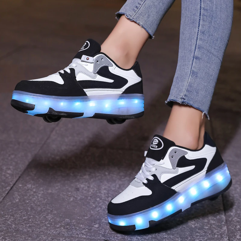 2024 Designer Girls Boys Roller Skate Shoes 4-Wheels New Lovely Sneakers bambini autunno Leather LED Luminous Shoe ricarica USB