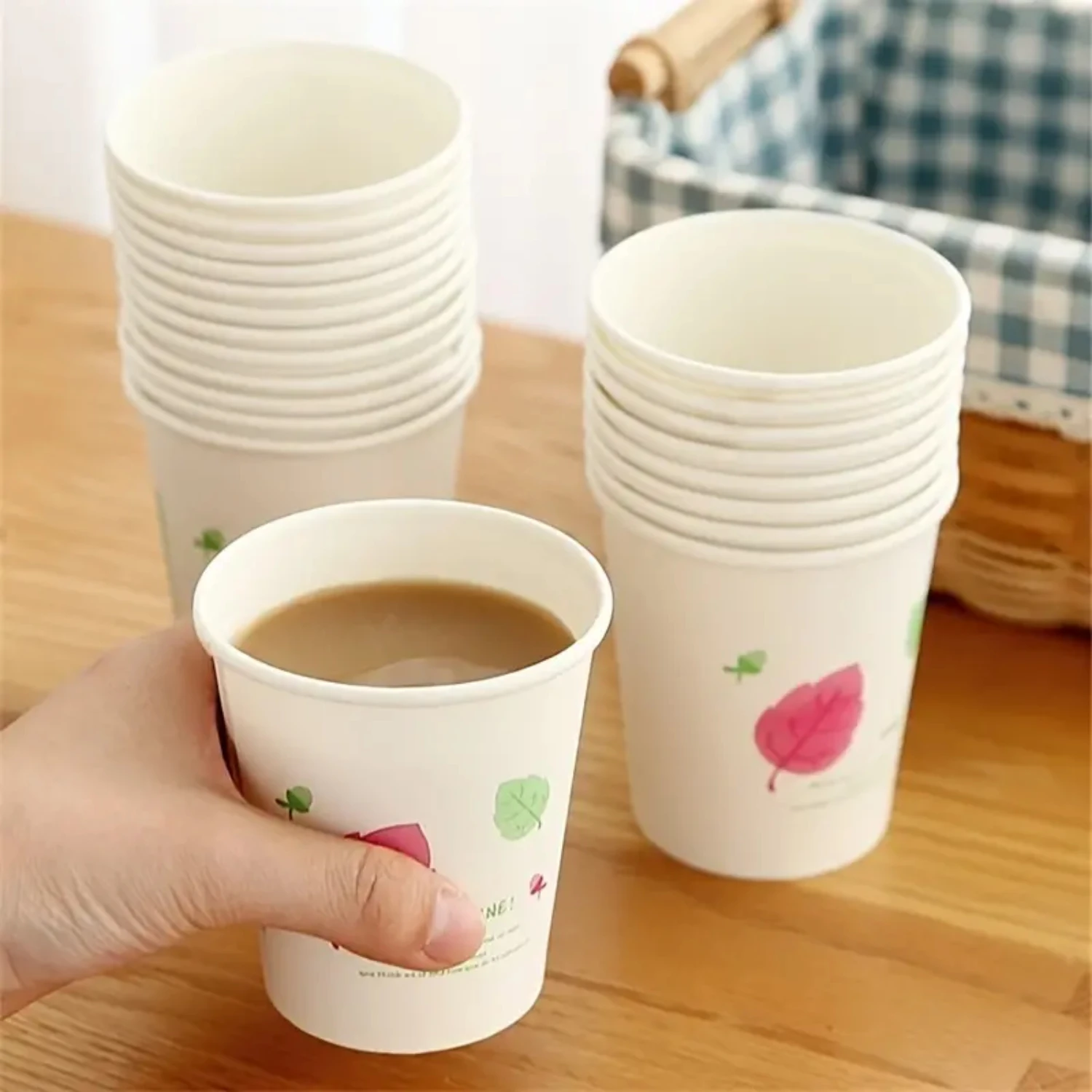 Vasos de papel desechables engrosados de 8 Oz para café caliente, paquete de 50, vasos de papel duraderos para bebidas calientes, ecológicos de tamaño conveniente