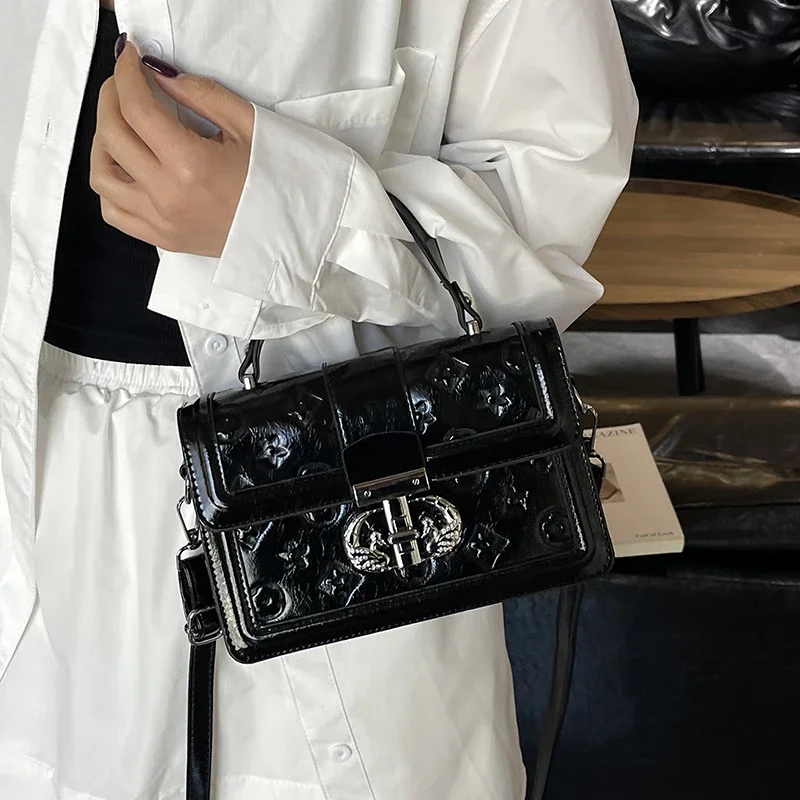 

Elegant Ladies Leather Handbag Luxury Crossbody Shoulder Bag Women's Tote Designer Purse Fashionable Branded Stylish Accessory